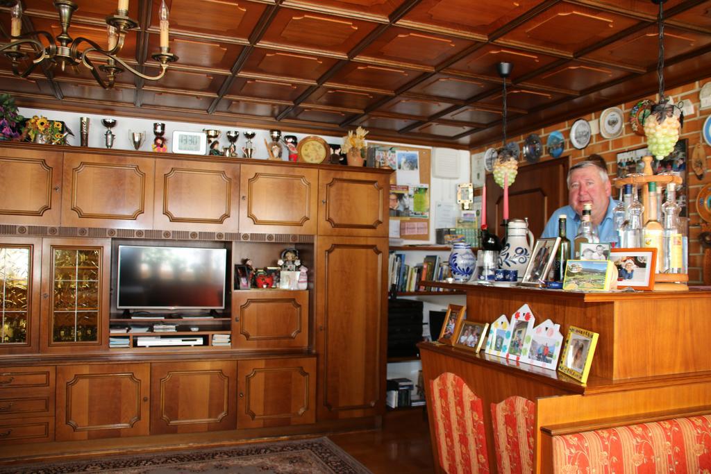 Haus Dorfer Bed & Breakfast Mariapfarr Bagian luar foto
