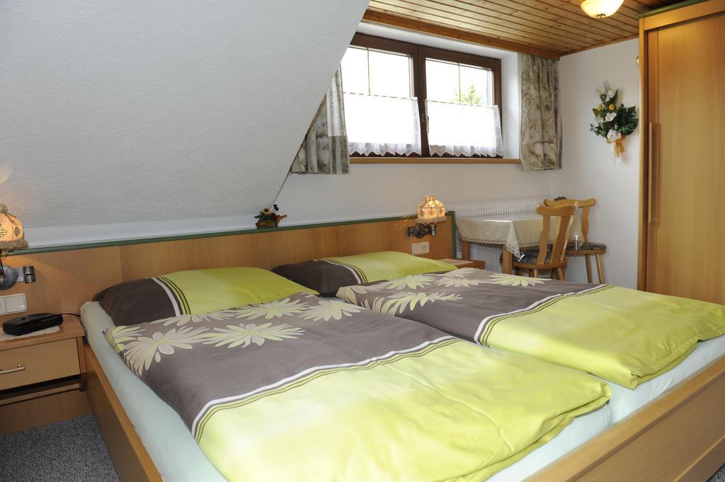 Haus Dorfer Bed & Breakfast Mariapfarr Bagian luar foto