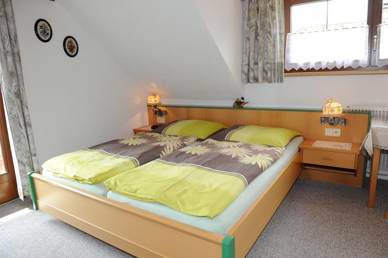 Haus Dorfer Bed & Breakfast Mariapfarr Bagian luar foto