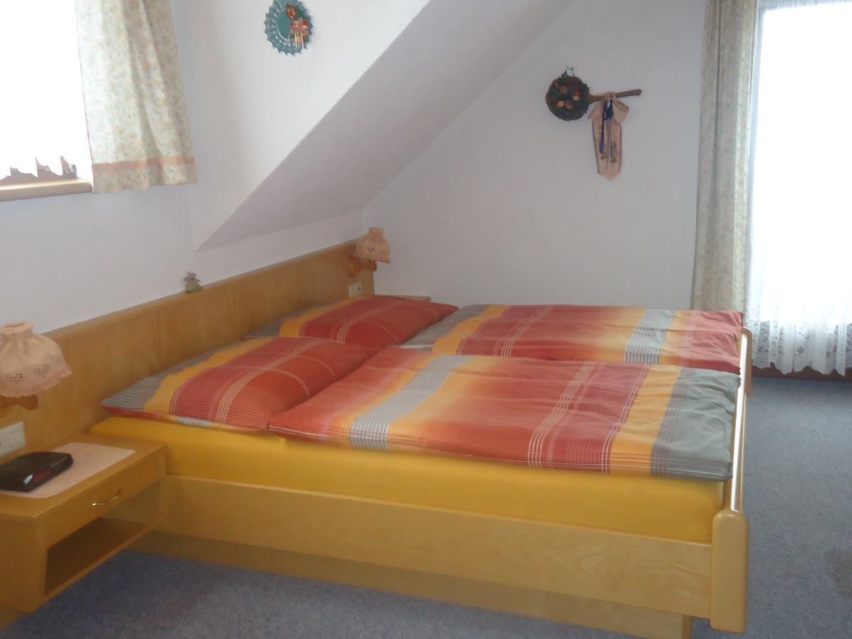 Haus Dorfer Bed & Breakfast Mariapfarr Bagian luar foto